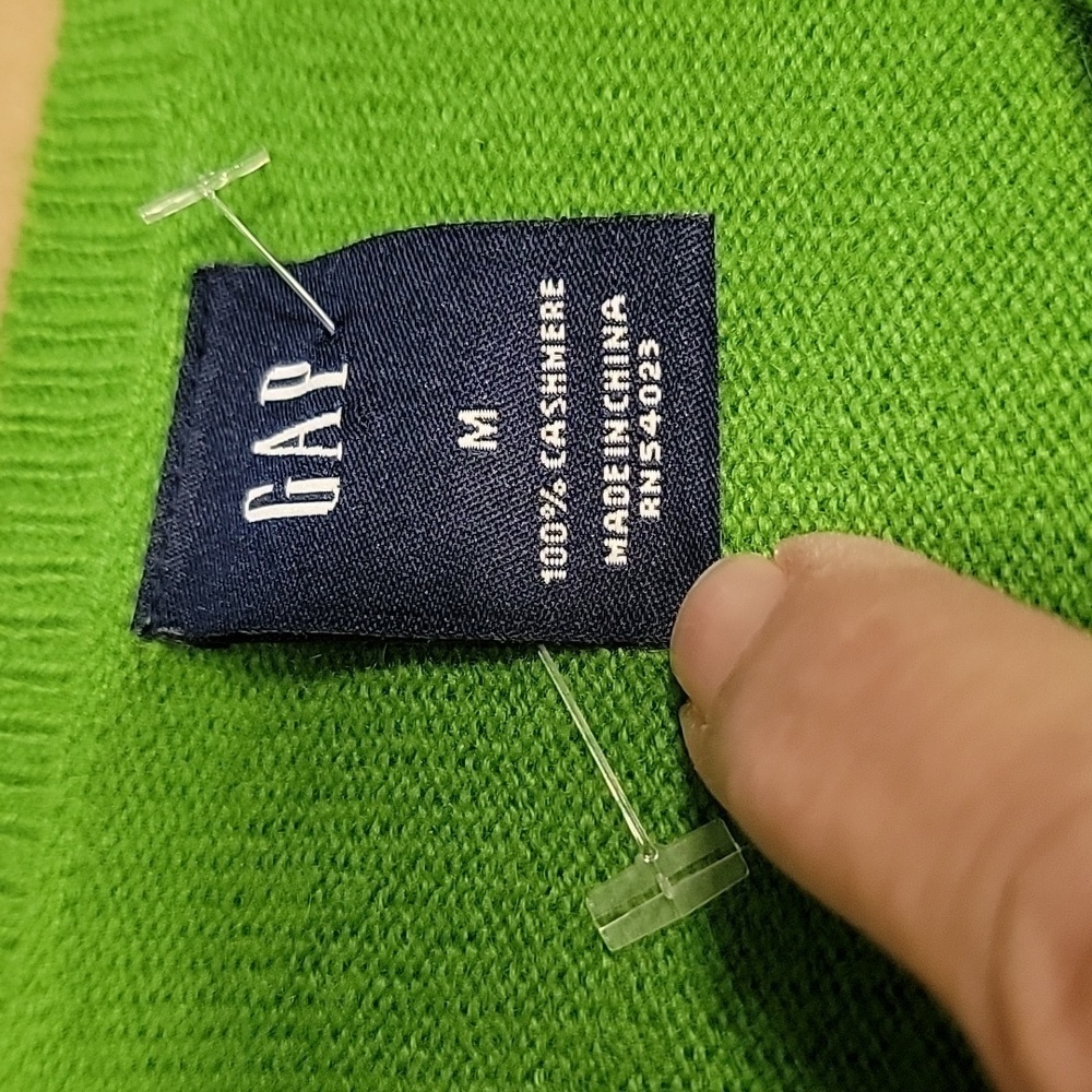 Gap, Size M Bright Lime Greenish 100% Cashmere Short Sleeve Sweater T-Shirt - Picture 9 of 11